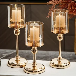 Set van 3 Zilveren Engelachtige Kaarshouders - Perfect voor Feestelijke Decoratie