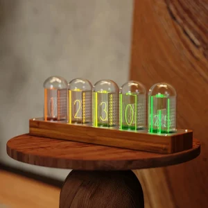 ClocTeck Nixie Tube Klok - Retro Digitale Bureaublok, Ondersteunt Wi-Fi Tijdkalibratie (Walnootkleur)