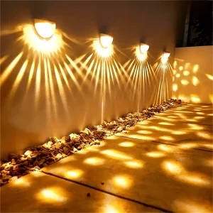 SolarFence - Zonnehekverlichting voor Buiten, Waterdicht en Decoratief